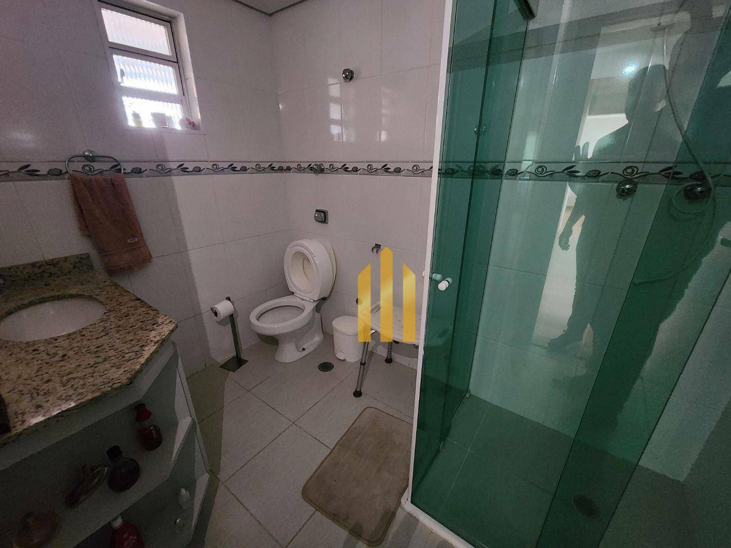 Apartamento para alugar com 2 quartos, 92m² - Foto 19