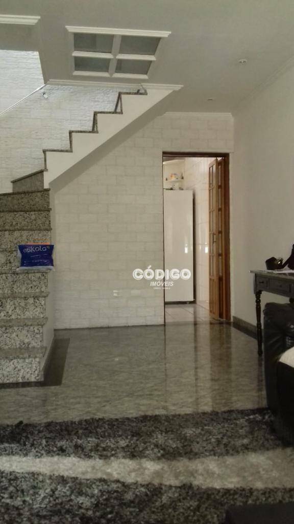 Sobrado à venda com 3 quartos, 142m² - Foto 5