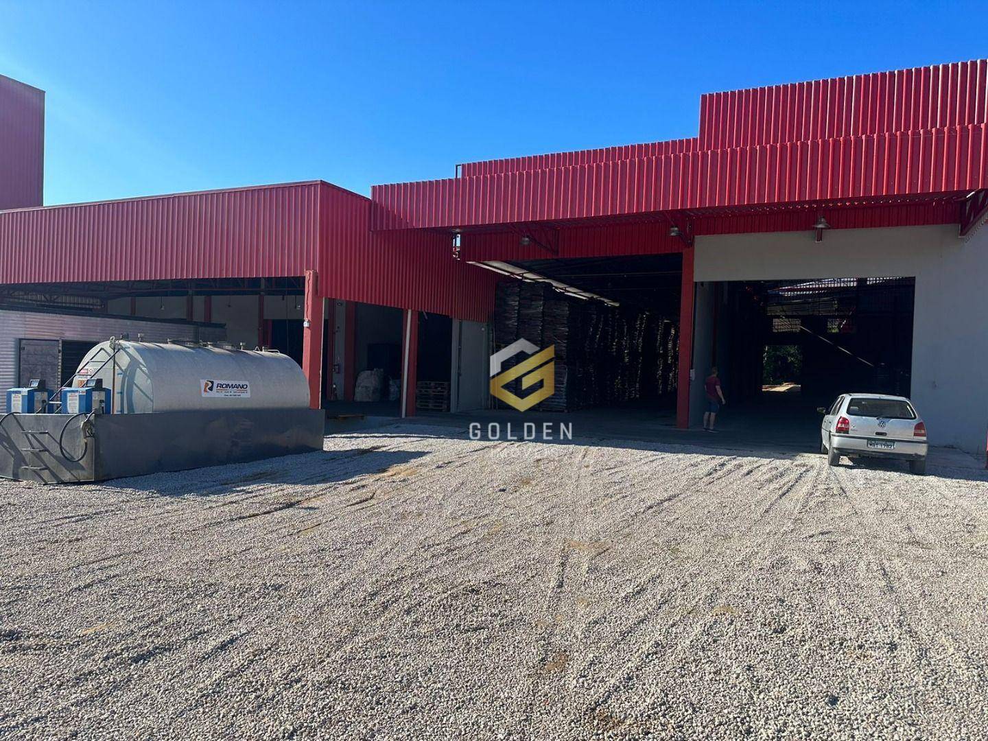 Depósito-Galpão, 920 m² - Foto 1