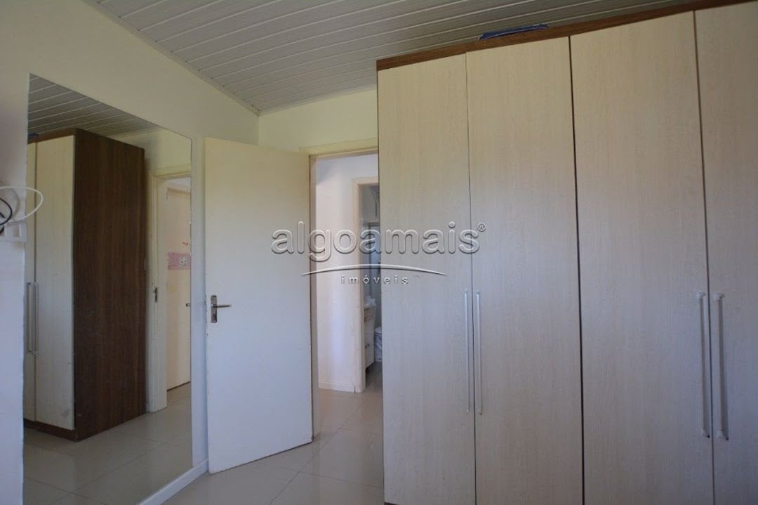 Casa à venda com 2 quartos, 100m² - Foto 11