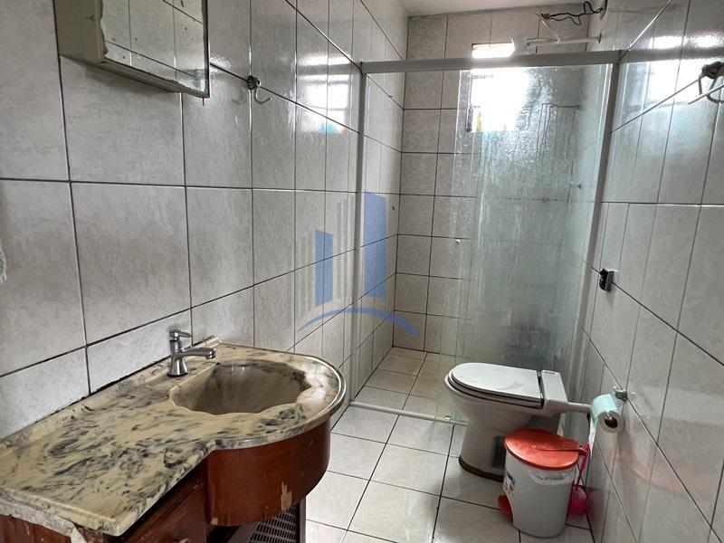 Sobrado à venda com 6 quartos, 200m² - Foto 25