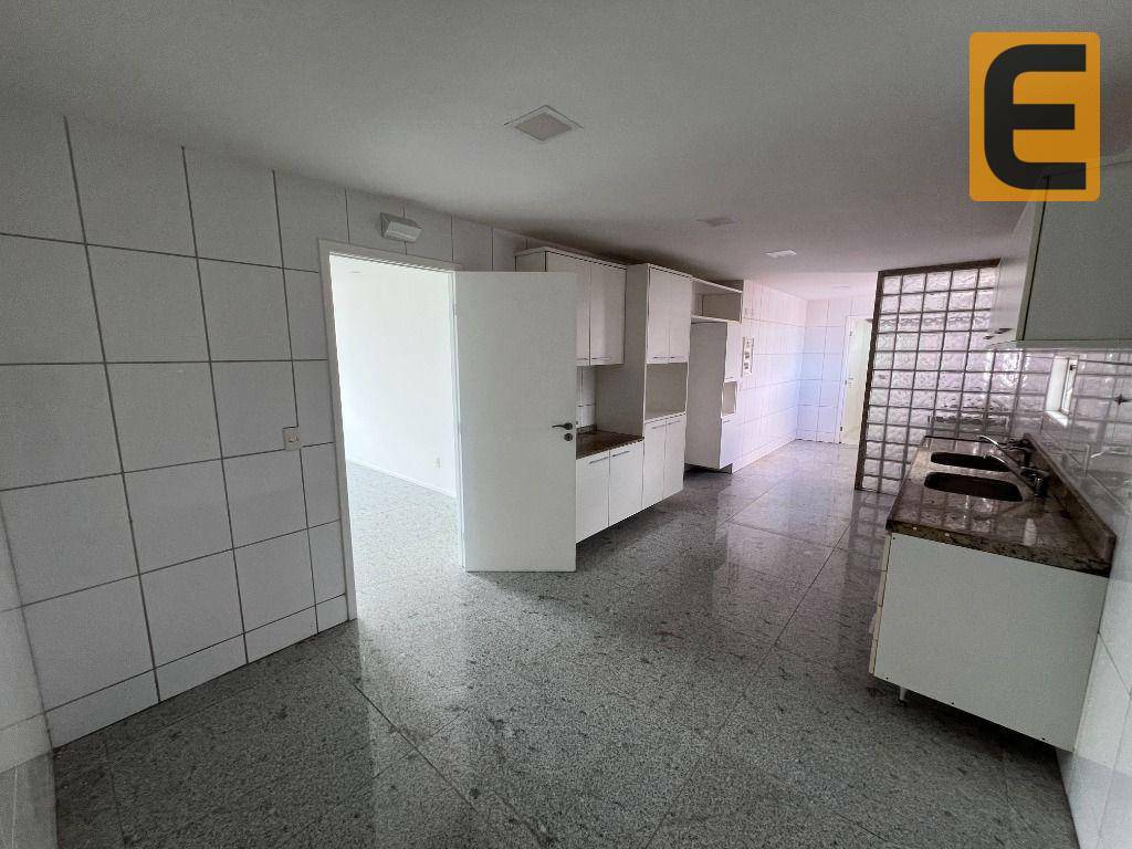 Apartamento à venda com 3 quartos, 260m² - Foto 29