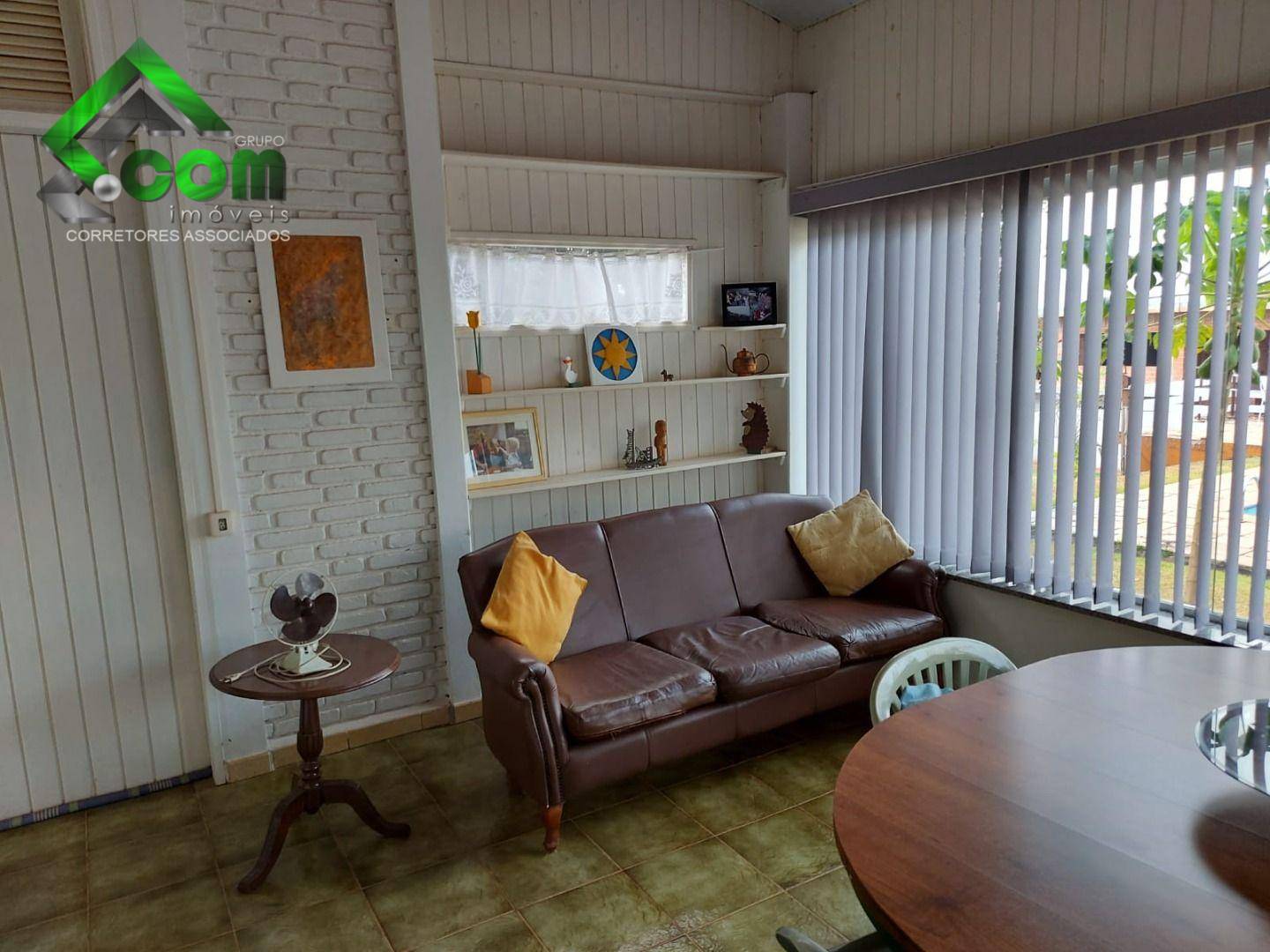 Chácara à venda com 4 quartos, 450m² - Foto 3