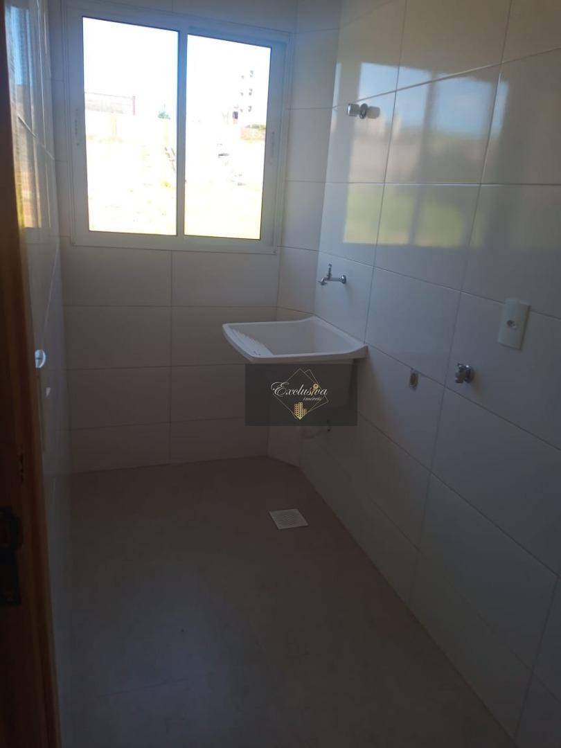 Apartamento à venda com 2 quartos, 77m² - Foto 4