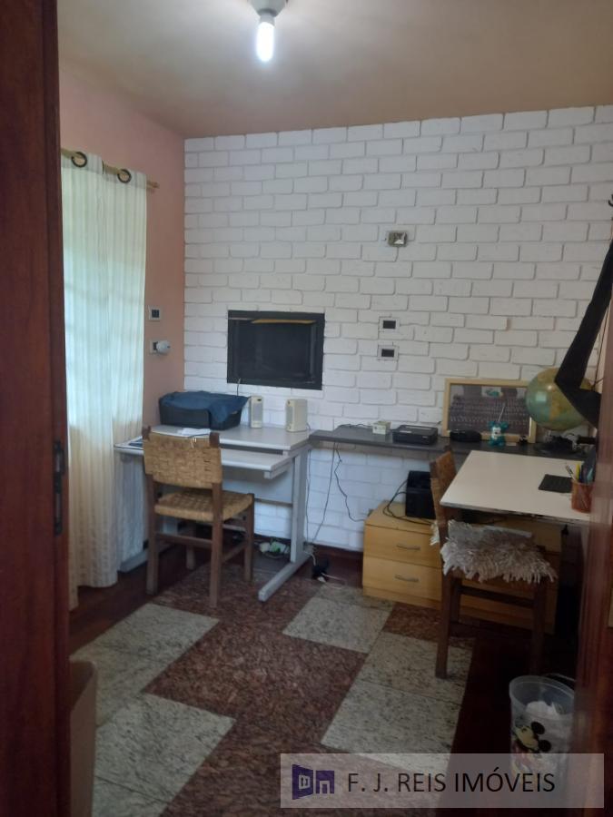 Sobrado à venda com 4 quartos, 250m² - Foto 9