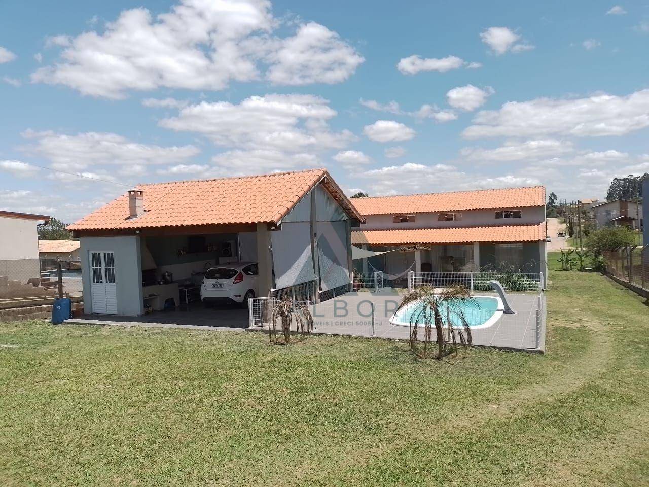 Chácara, 2 quartos, 238 m² - Foto 1