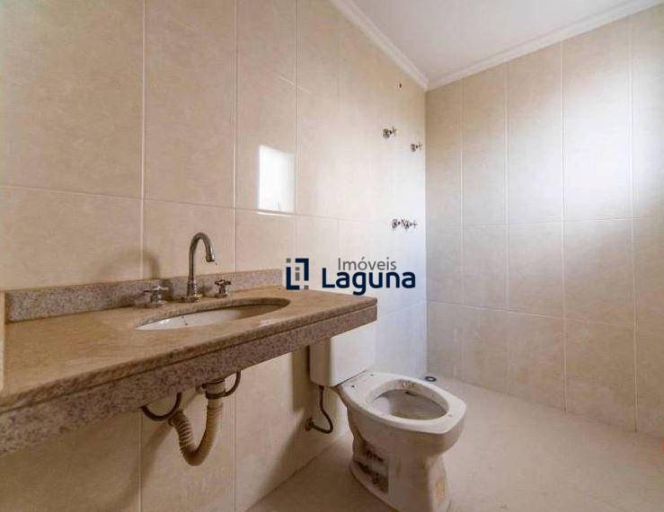 Apartamento à venda com 3 quartos, 175m² - Foto 10