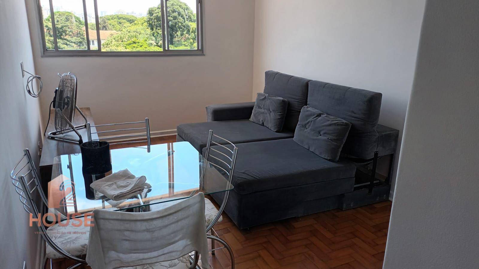 Apartamento para alugar com 1 quarto, 50m² - Foto 15