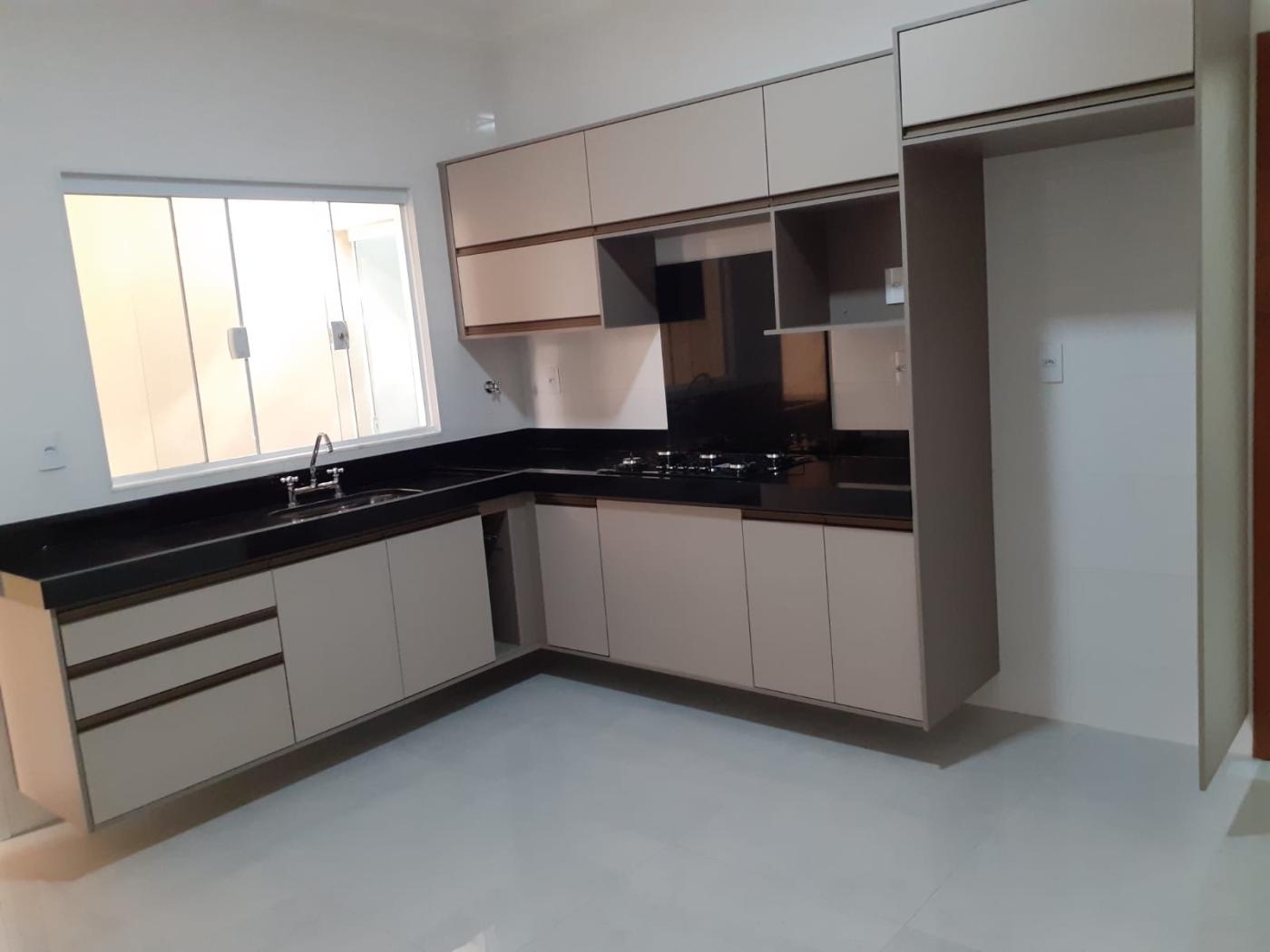 Casa à venda com 3 quartos, 188m² - Foto 7