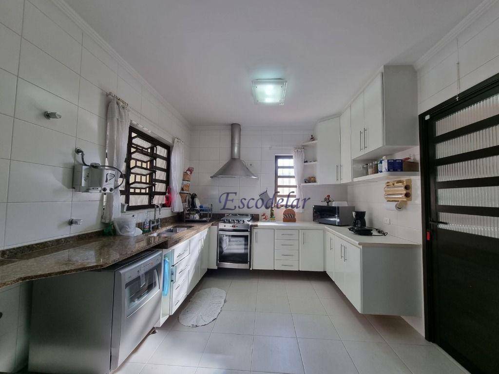 Sobrado à venda com 3 quartos, 205m² - Foto 25