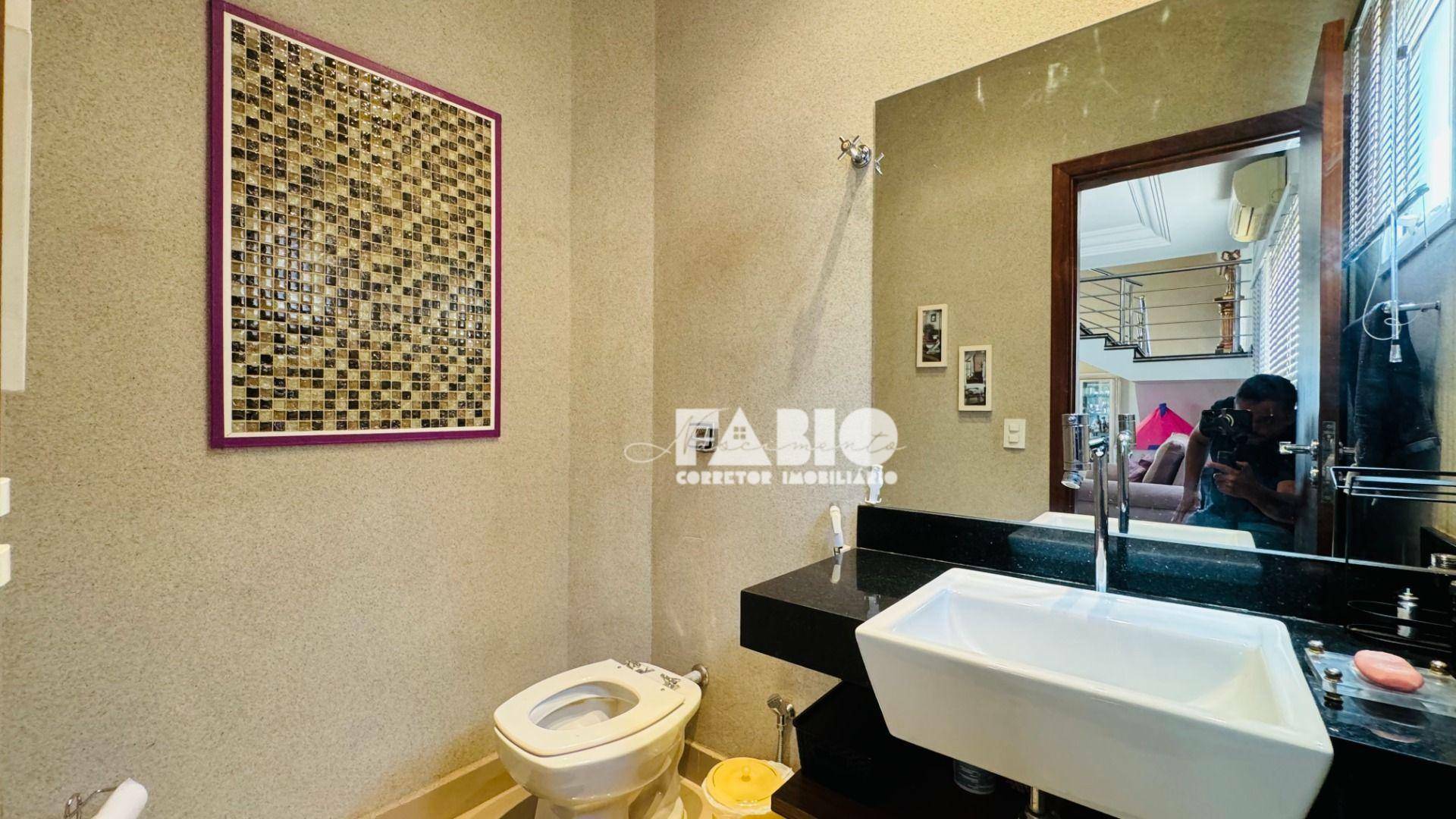 Casa de Condomínio à venda com 4 quartos, 311m² - Foto 11