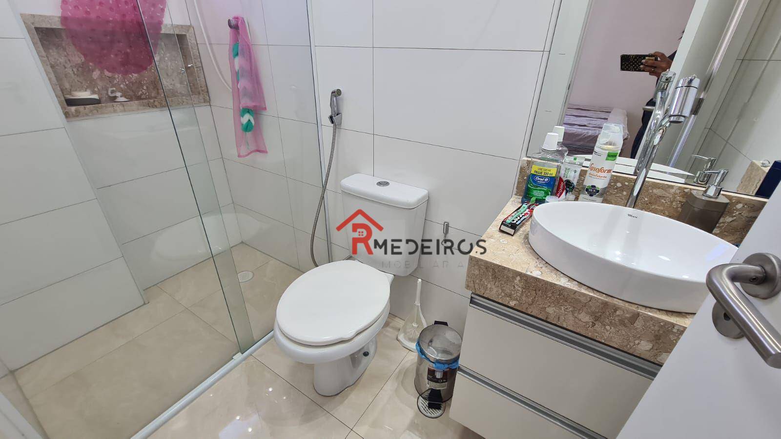 Apartamento à venda com 2 quartos, 79m² - Foto 14