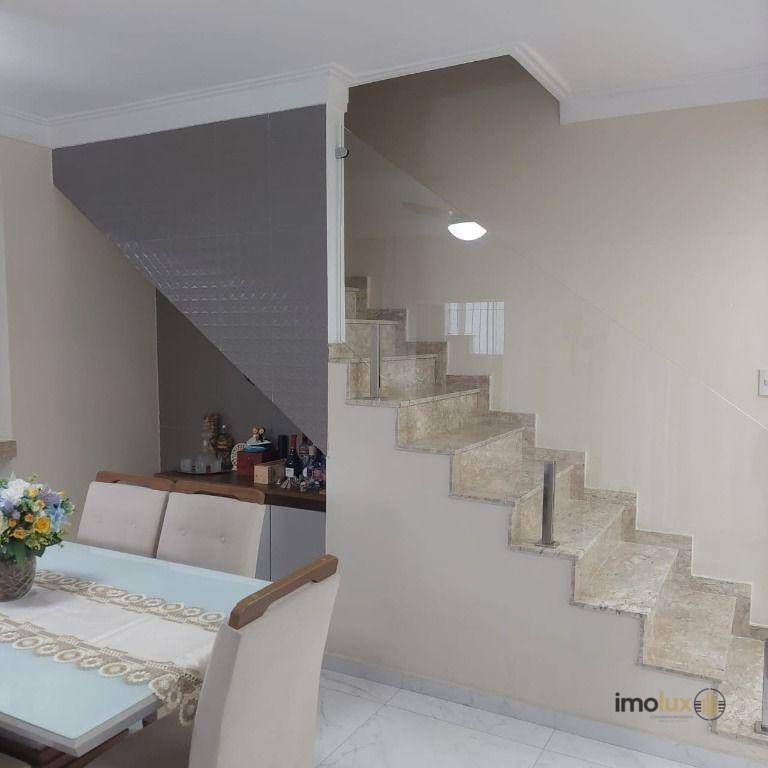 Casa à venda com 3 quartos, 230m² - Foto 16