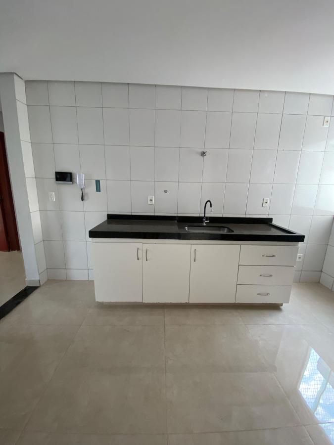 Apartamento à venda com 3 quartos, 106m² - Foto 17