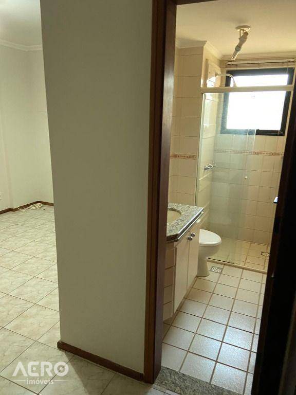 Apartamento à venda e aluguel com 3 quartos, 150m² - Foto 22