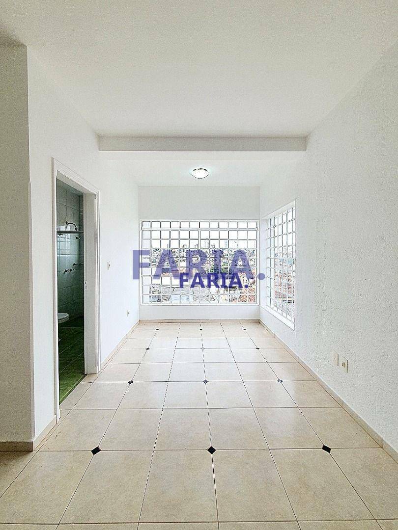 Casa à venda com 3 quartos, 275m² - Foto 11