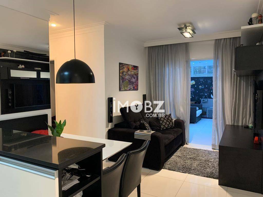 Apartamento à venda com 3 quartos, 89m² - Foto 2