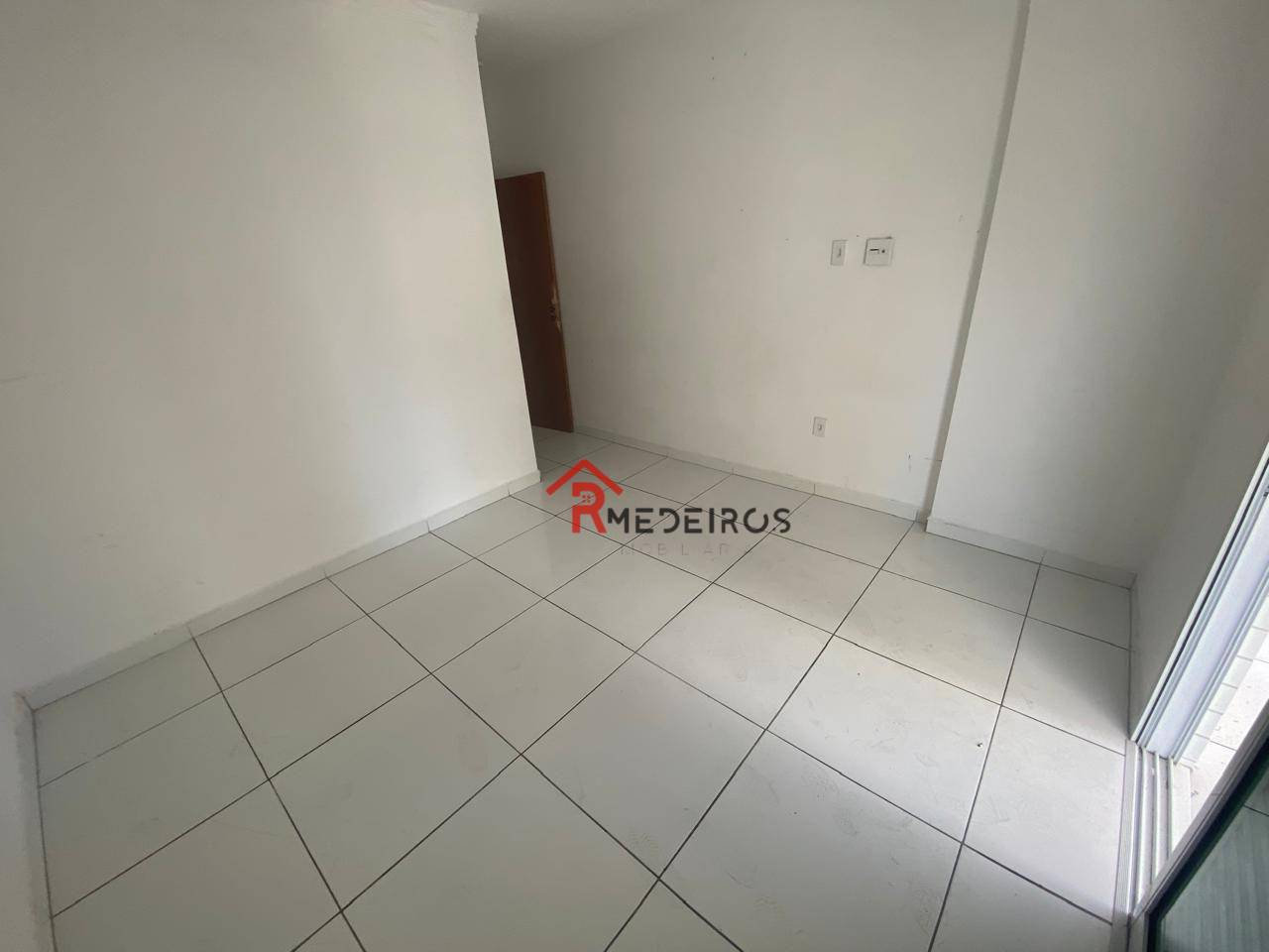 Apartamento à venda com 2 quartos, 106m² - Foto 13