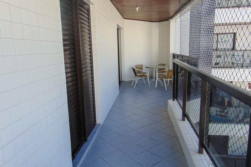 Apartamento à venda com 3 quartos, 140m² - Foto 9