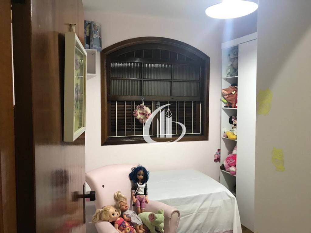 Sobrado à venda com 4 quartos, 195m² - Foto 14