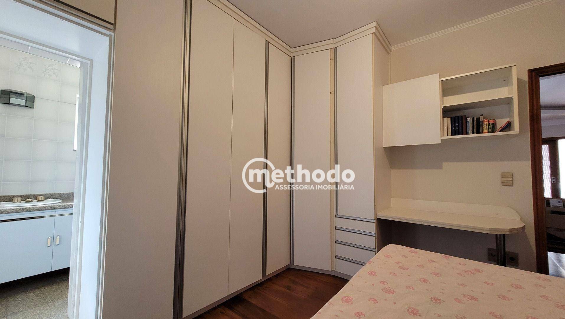 Casa à venda com 4 quartos, 500m² - Foto 47