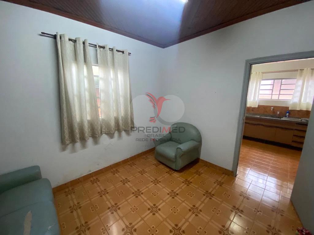 Casa à venda com 3 quartos, 139m² - Foto 4