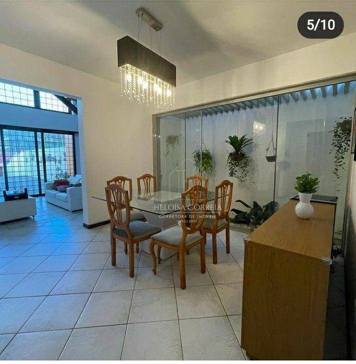 Casa à venda com 5 quartos, 350m² - Foto 5