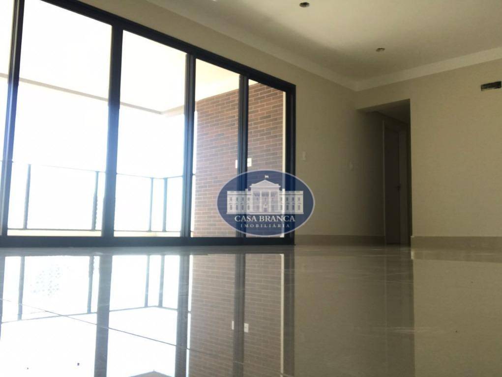 Apartamento à venda com 3 quartos, 142m² - Foto 3
