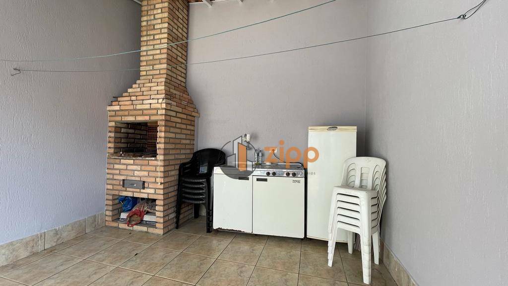 Sobrado à venda com 3 quartos, 240m² - Foto 5