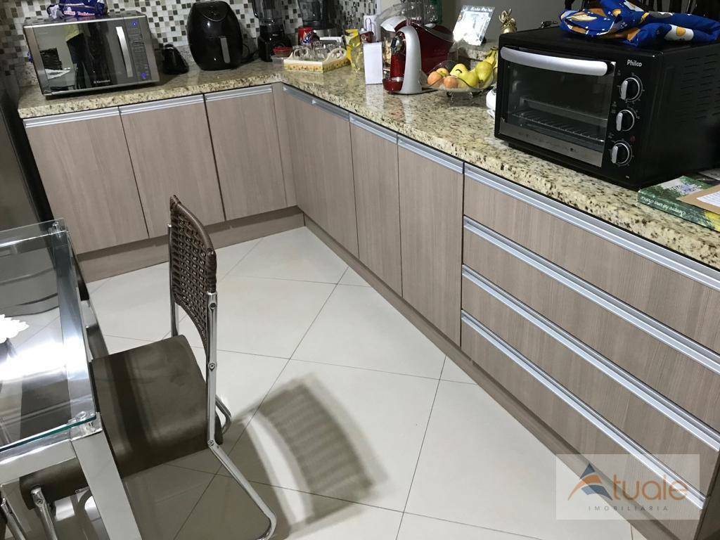 Chácara à venda com 6 quartos, 345m² - Foto 32