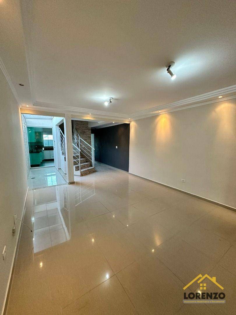 Sobrado à venda com 3 quartos, 187m² - Foto 2