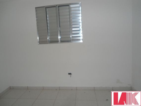 Casa para alugar com 1 quarto, 30m² - Foto 14