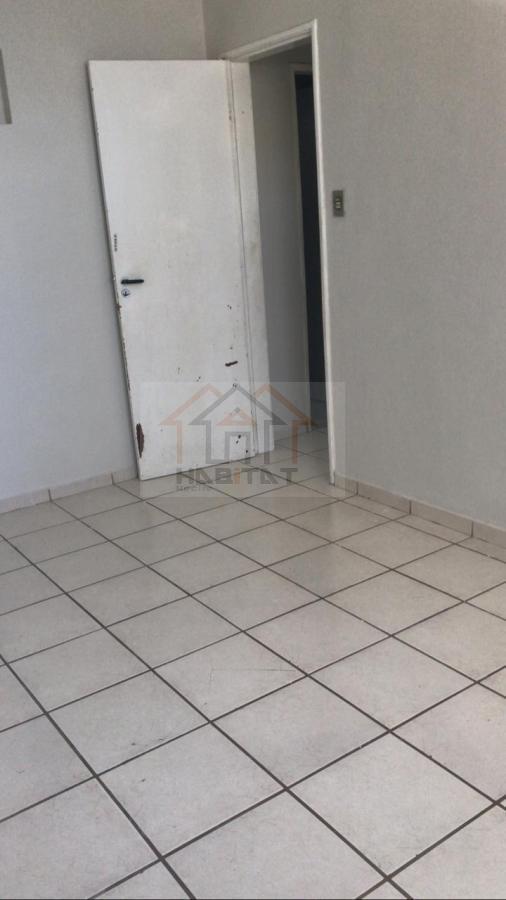 Apartamento à venda com 2 quartos, 77m² - Foto 12