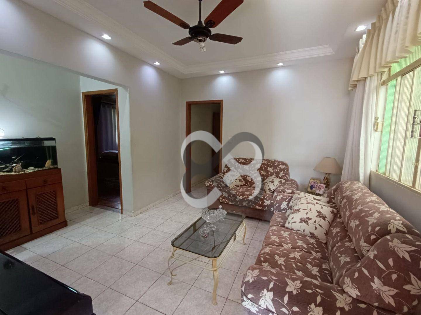 Casa à venda com 4 quartos, 217m² - Foto 4