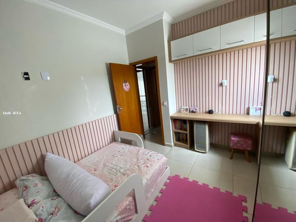 Casa à venda com 3 quartos, 200m² - Foto 13