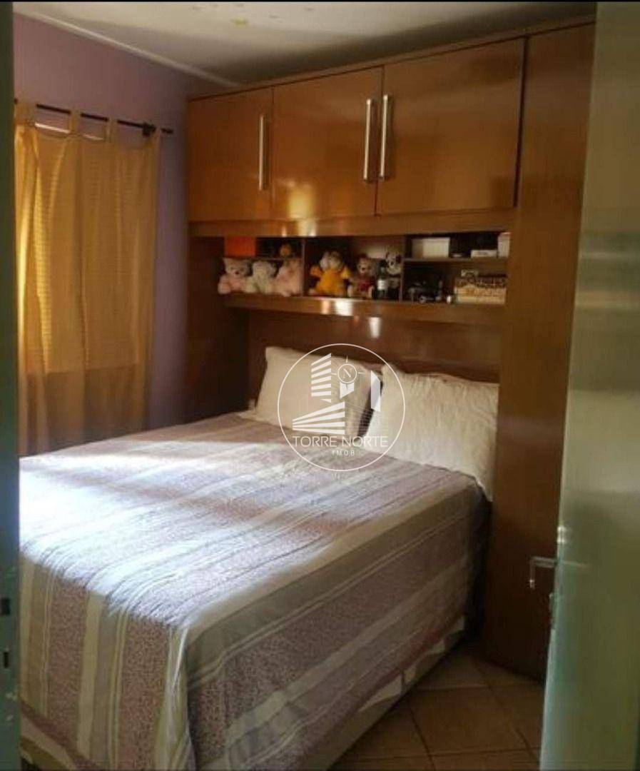 Apartamento à venda com 3 quartos, 74m² - Foto 18