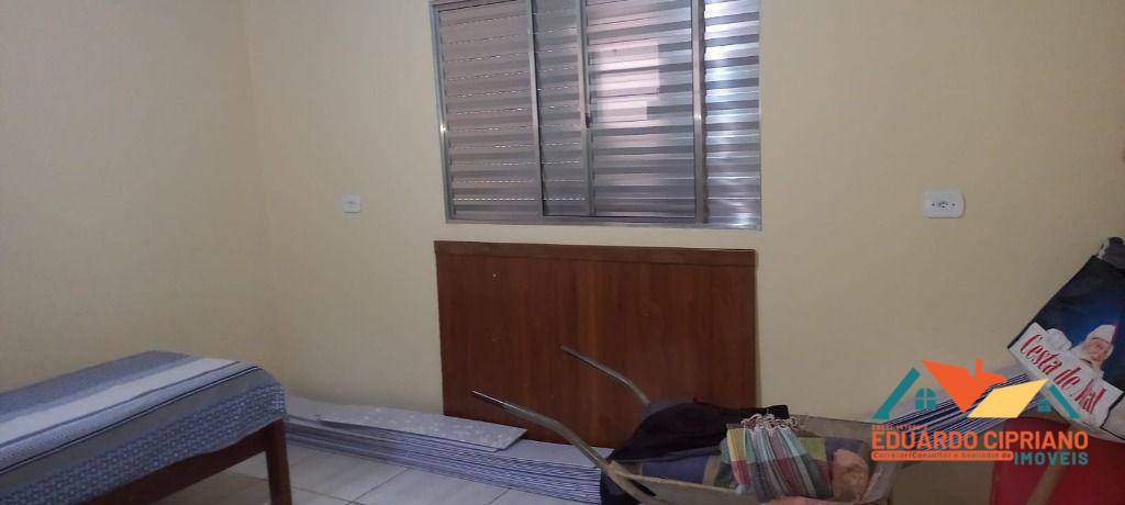 Casa à venda com 2 quartos, 54m² - Foto 13