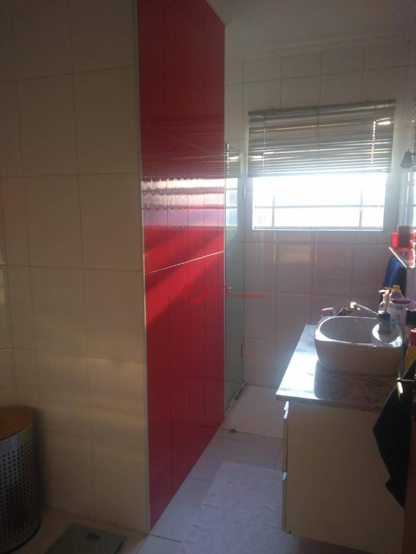 Sobrado à venda com 3 quartos, 220m² - Foto 12