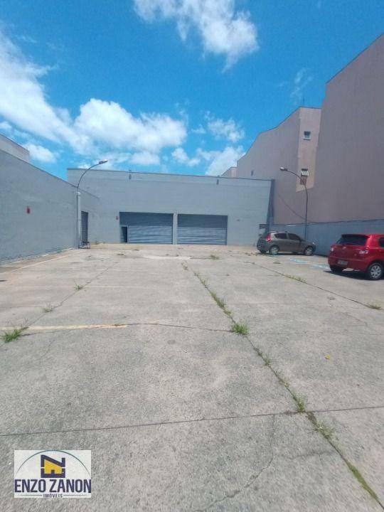 Depósito-Galpão-Armazém para alugar, 850m² - Foto 1