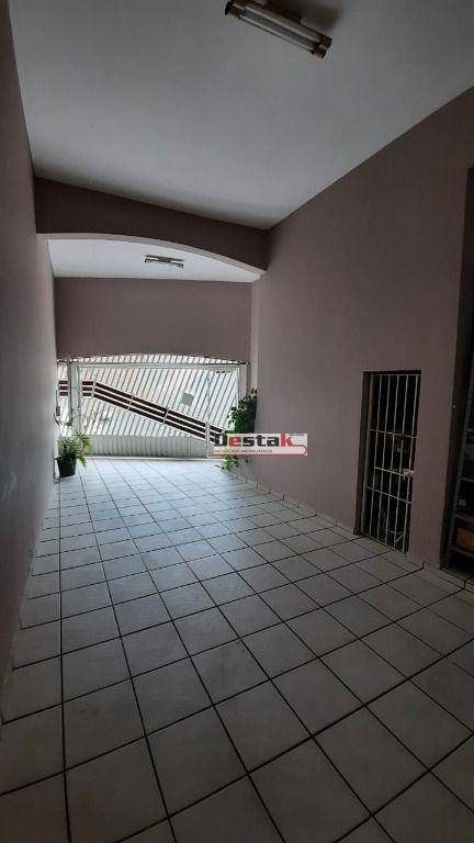 Sobrado à venda com 3 quartos, 152m² - Foto 13