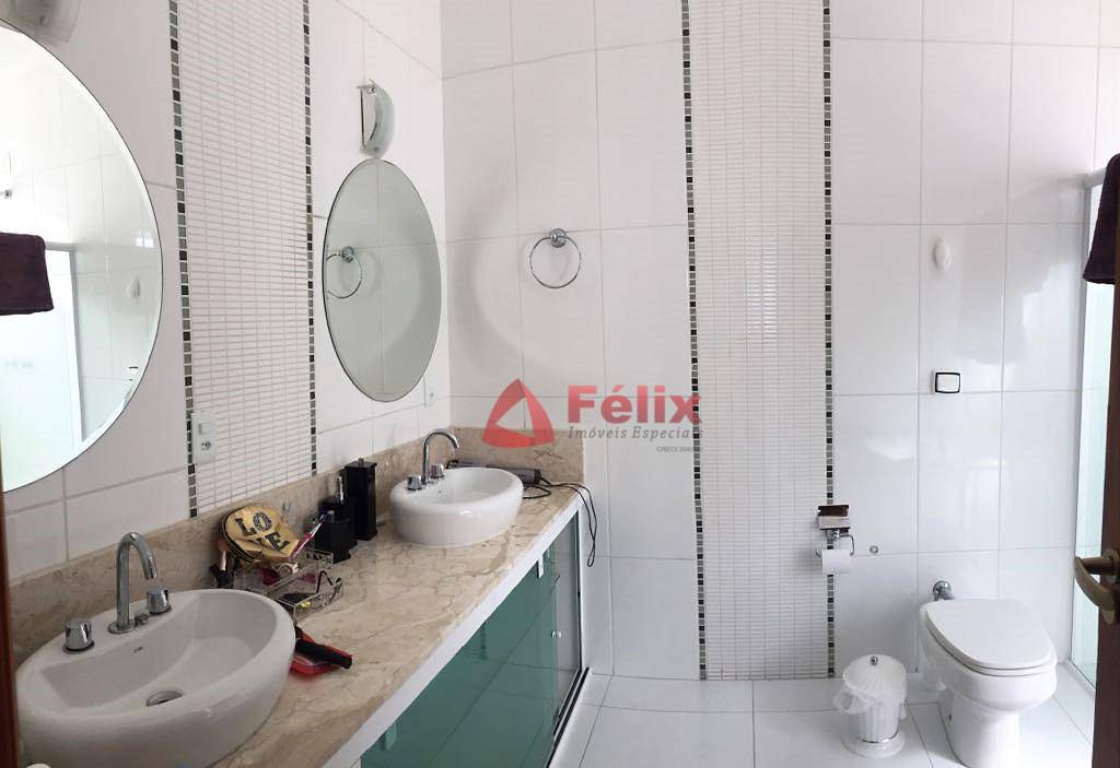 Sobrado à venda com 4 quartos, 310m² - Foto 10