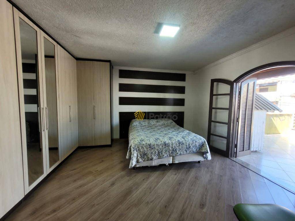 Sobrado à venda com 3 quartos, 225m² - Foto 22