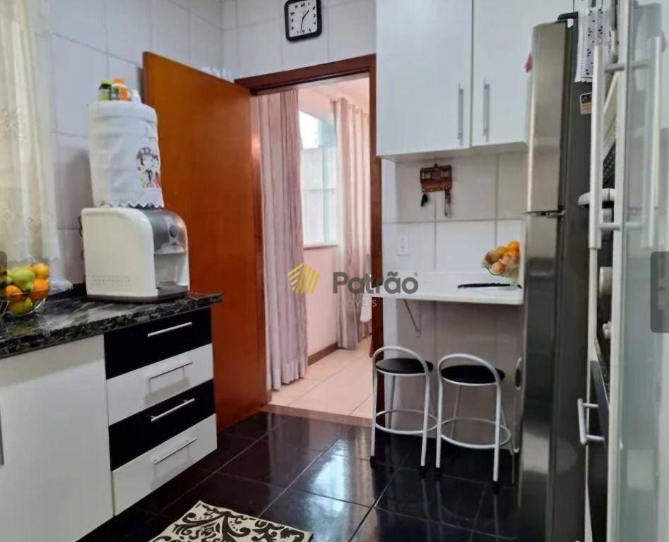 Sobrado à venda com 3 quartos, 204m² - Foto 6