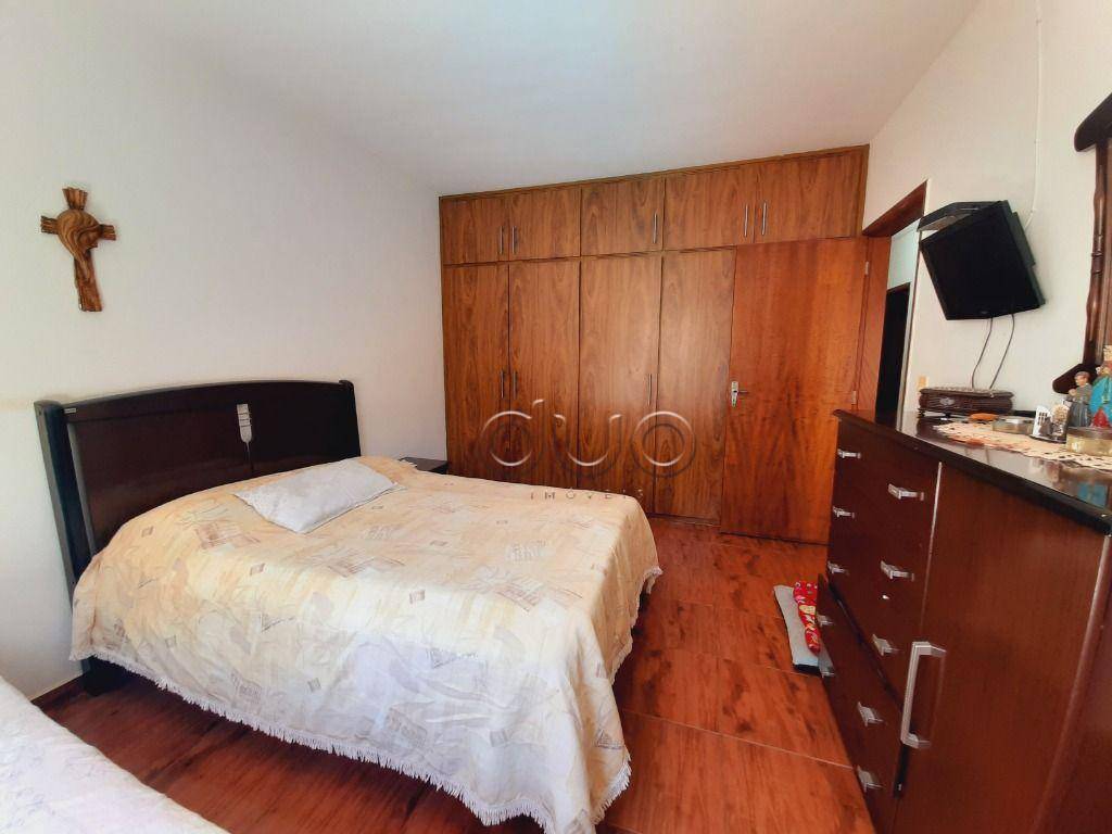 Casa à venda com 3 quartos, 250m² - Foto 16