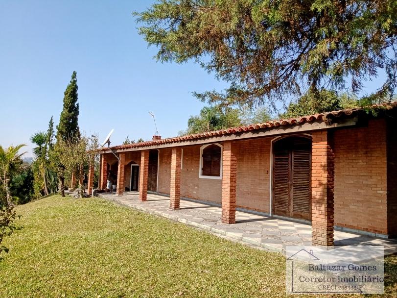 Fazenda à venda com 5 quartos, 11000m² - Foto 1