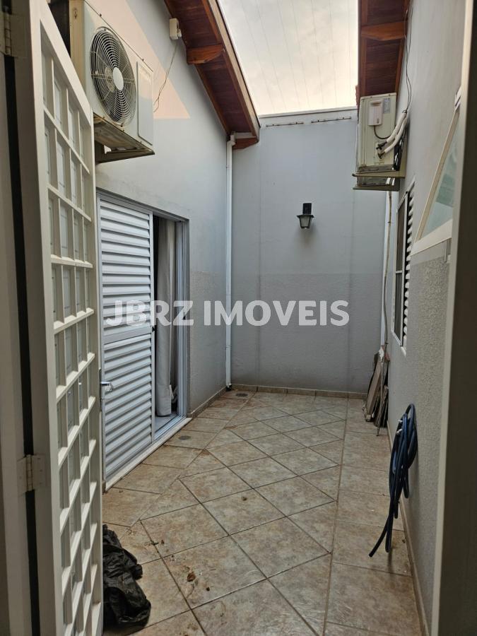 Casa à venda com 3 quartos, 188m² - Foto 14