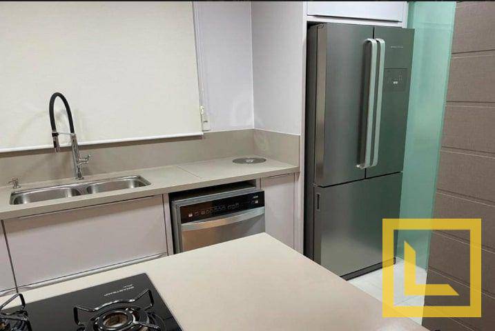 Apartamento à venda com 3 quartos, 138m² - Foto 6