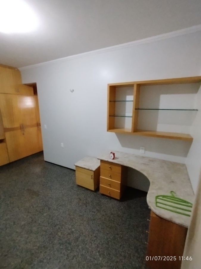 Apartamento para alugar com 3 quartos, 197m² - Foto 40