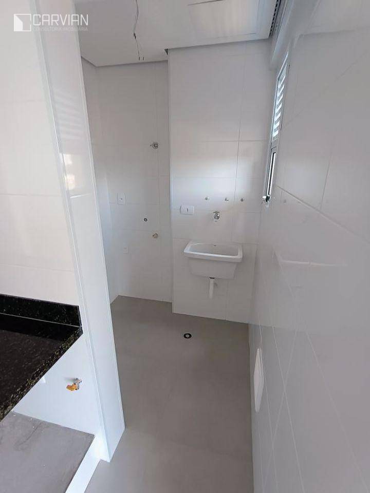 Apartamento à venda com 2 quartos, 67m² - Foto 6