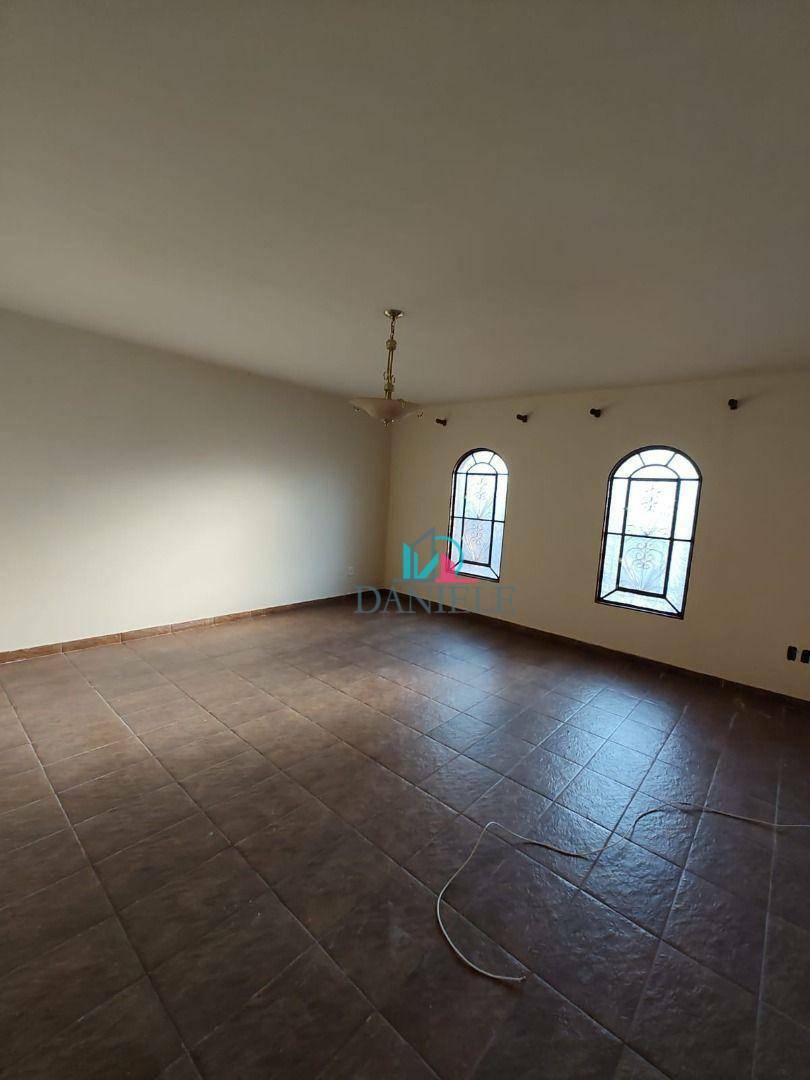 Casa à venda com 3 quartos, 265m² - Foto 12